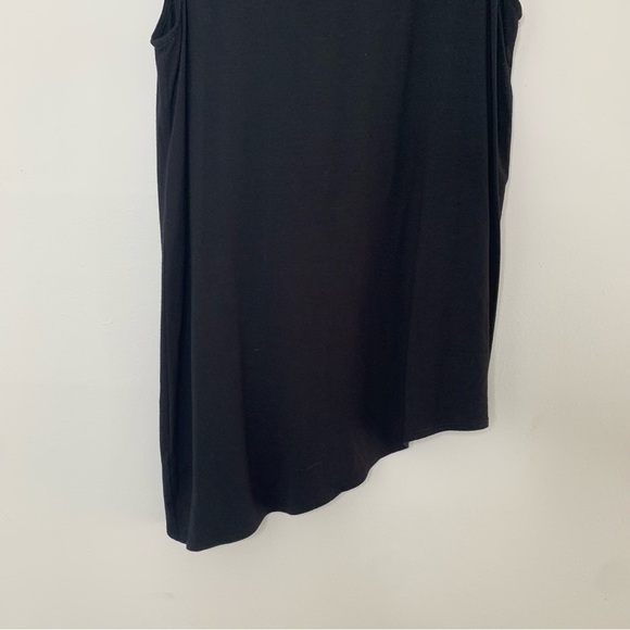 Eileen Fisher black asymmetrical hem sleeveless top - Picture 3 of 7